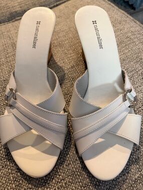 Naturalizer Ringer Wedge White Leather Sandals Size 9.5